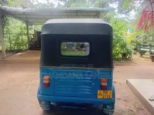 Bajaj 4 Stroke 2010 Three Wheel (Used)