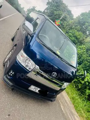 Toyota KDH 200 Super GL 2007 Van (Used)