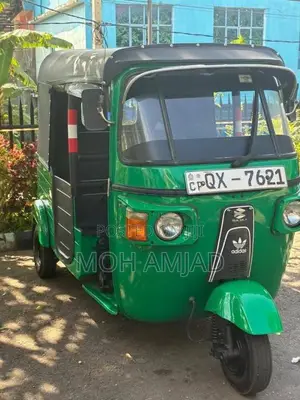Bajaj RE 4 Stroke 2010 Three Wheel (Used)
