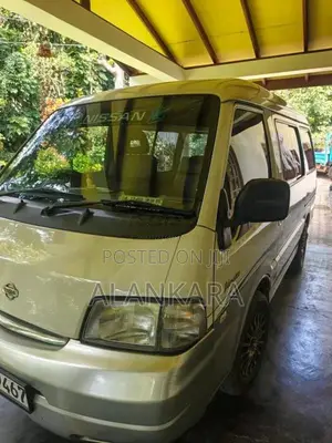 Nissan Vanette 2001 Van (Used)