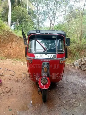 Bajaj RE 2 Stroke 2004 Three Wheel (Used)