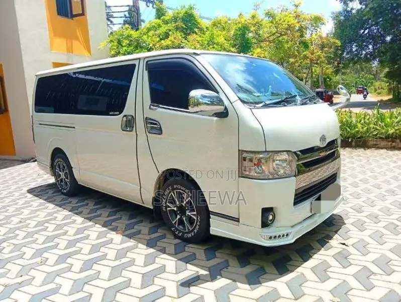 Toyota KDH 201 Super GL Dark PRIME 2015 Van (Used)