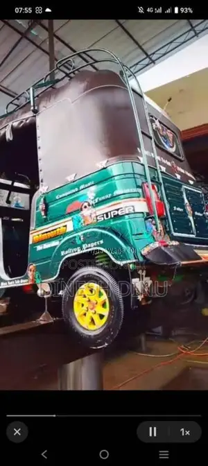 Bajaj RE 2004 Three Wheel (Used)