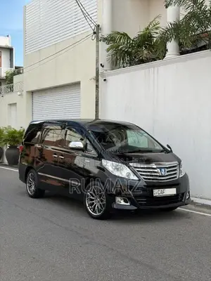 Toyota Alphard Executive Lounge 2014 Van (Used)