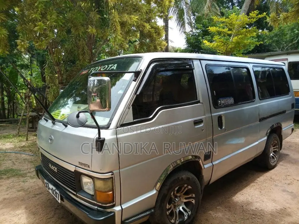Toyota Shell 1988 Van (Used)