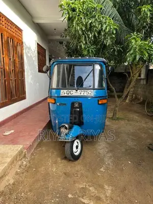Bajaj 2 Stroke 2005 Three Wheel (Used)