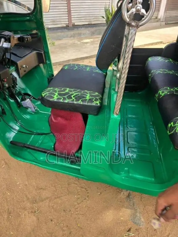 Bajaj 4 Stroke 2012 Three Wheel (Used)