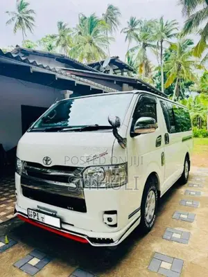 Toyota KDH 2013 Van (Used)