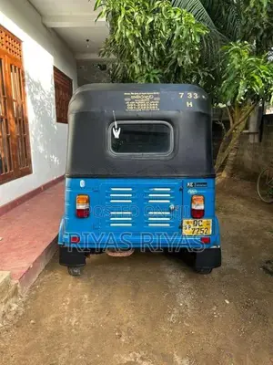Bajaj 2 Stroke 2005 Three Wheel (Used)