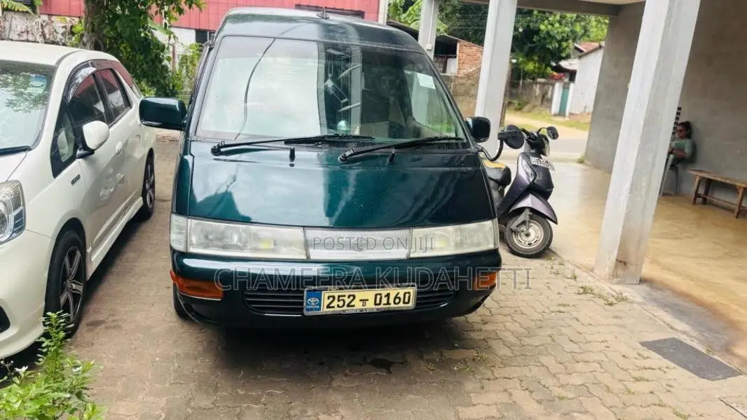 Toyota Lotto CR27 1994 Van (Used)