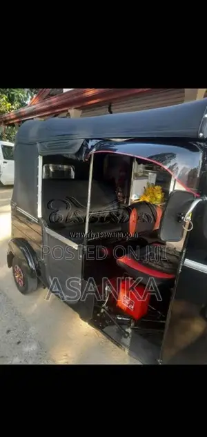 Bajaj Re 2014 Three Wheel (Used)