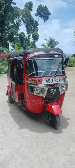 Bajaj 4 stroke 2015 Three Wheel (Used)