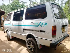 Nissan Vanette 1984 Van (Used)
