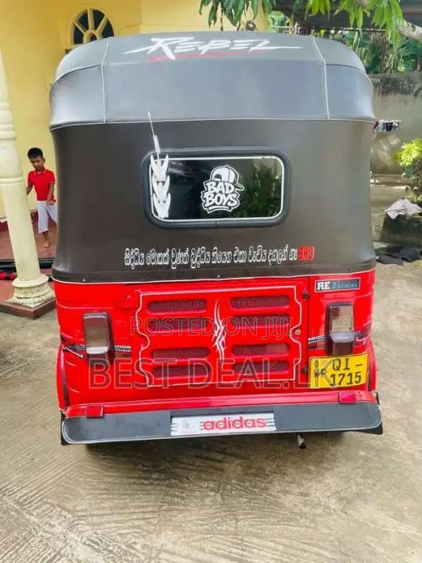 Bajaj 2 Stroke 2006 Three Wheel (Used)