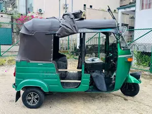 Bajaj 4 Stroke 2009 Three Wheel (Used)