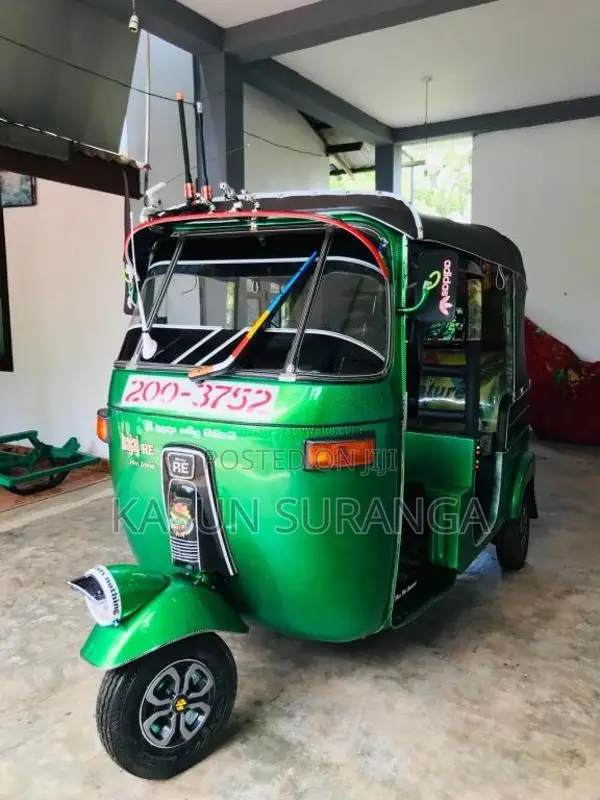 Bajaj RE 2 Stroke 1999 Three Wheel (Used)