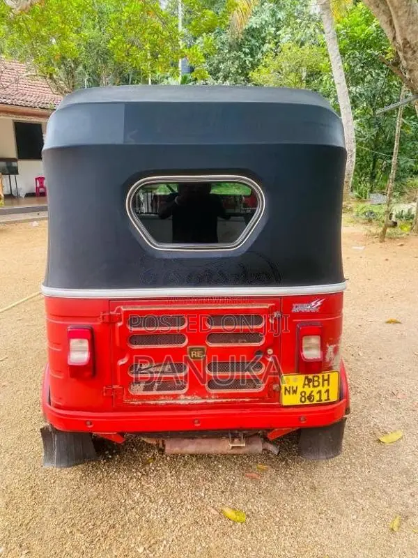 Bajaj RE 2015 Three Wheel (Used)