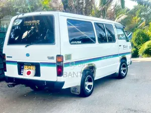 Toyota HIACE 1988 Van (Used)