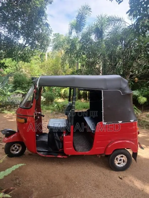 Bajaj 2 Stroke 2001 Three Wheel (Used)