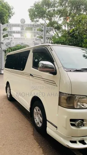 Toyota KDH 2008 Van (Used)