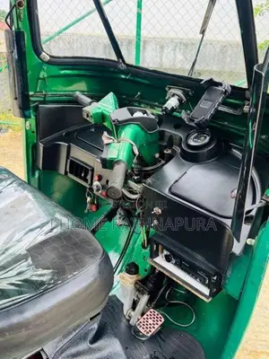 Bajaj 4 Stroke 2009 Three Wheel (Used)