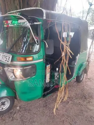 Bajaj RE 2015 Three Wheel (Used)