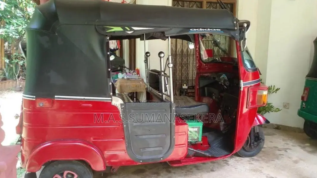 Bajaj RE 2012 Three Wheel (Used)