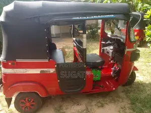 Bajaj 4 Stroke 2014 Three Wheel (Used)