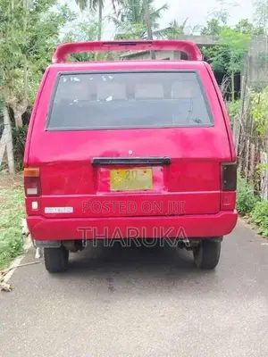 Mitsubishi L300 1981 Van (Used)