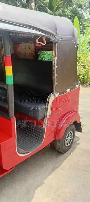 Bajaj 4 stroke 2015 Three Wheel (Used)