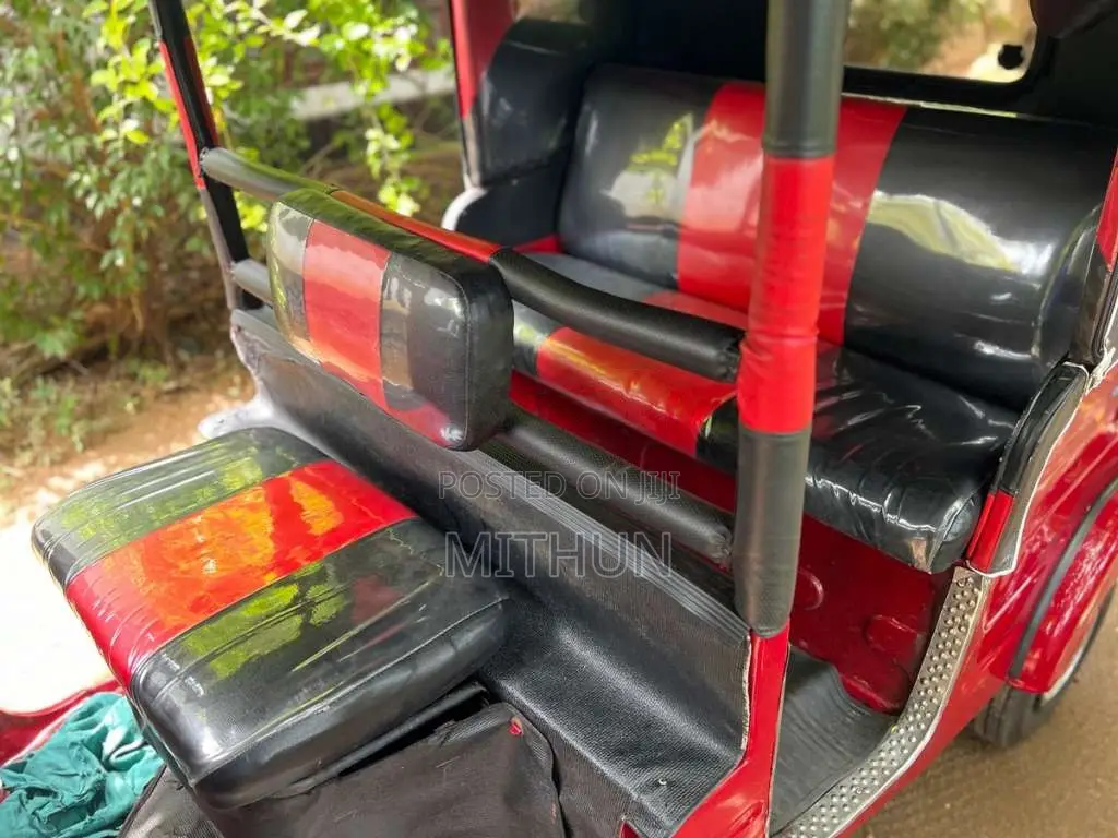 Bajaj RE 2 Stroke 2008 Three Wheel (Used)