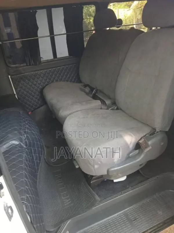 Mitsubishi Po15 1991 Van (Used)
