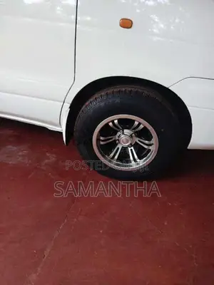 Toyota Noah 1998 Van (Used)
