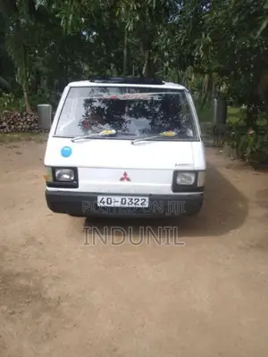 Mitsubishi L300 1983 Van (Used)