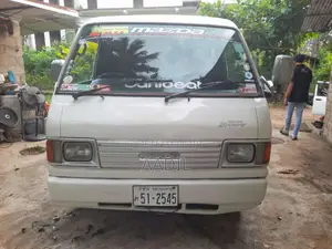 Mazda Brawny 1986 Van (Used)