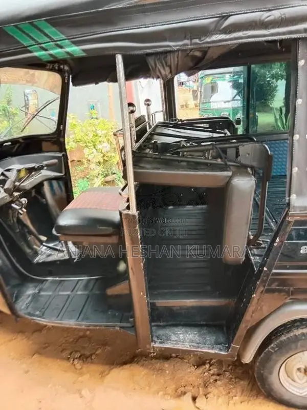 Piaggio Ape 2015 Three Wheel (Used)