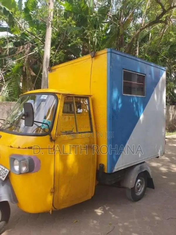 Piaggio Ape 2006 Three Wheel (Used)