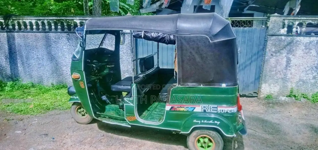 Bajaj RE 2 Stroke 1999 Three Wheel (Used)