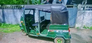 Bajaj RE 2 Stroke 1999 Three Wheel (Used)