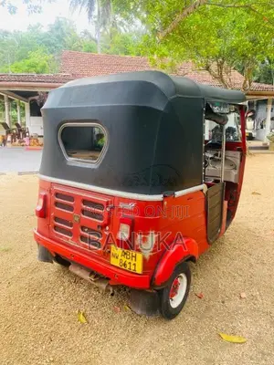 Bajaj RE 2015 Three Wheel (Used)