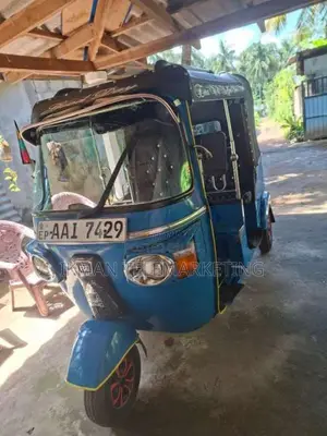 Bajaj 4 Stroke 2013 Three Wheel (Used)