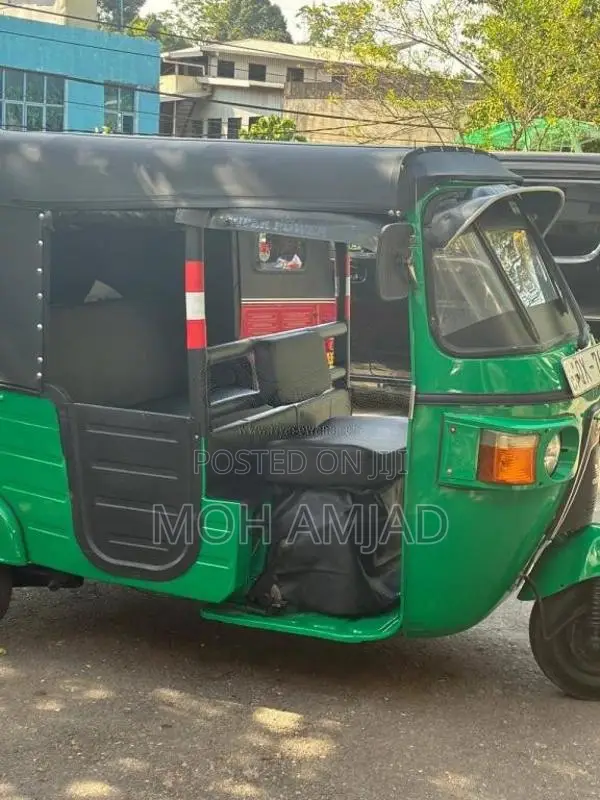 Bajaj RE 4 Stroke 2010 Three Wheel (Used)