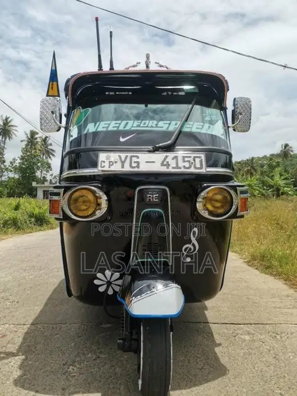 Bajaj RE 205 2011 Three Wheel (Used)