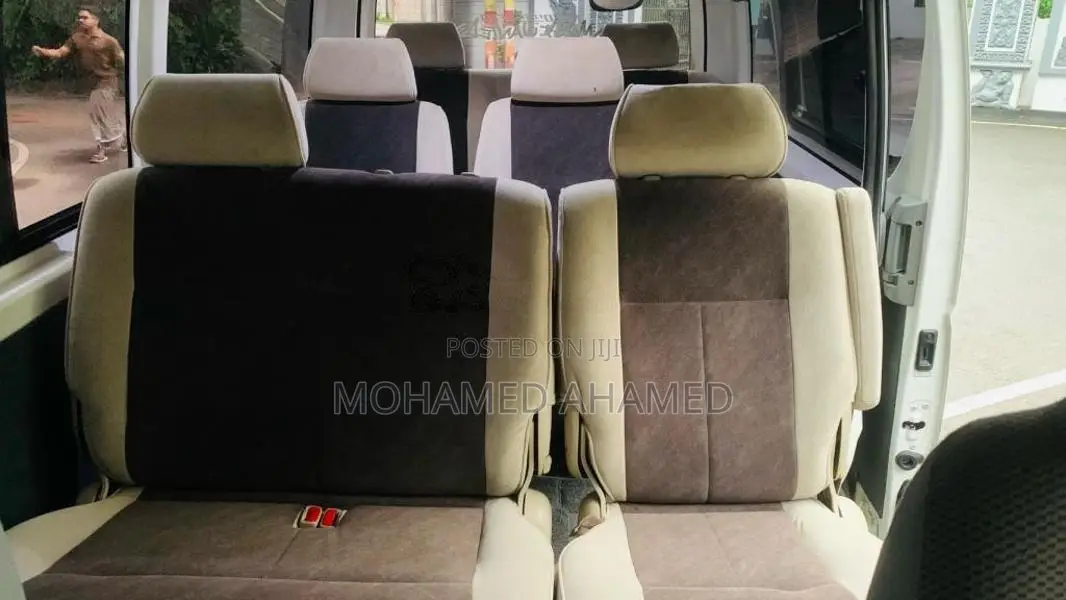 Toyota KDH 2008 Van (Used)