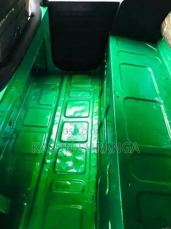 Bajaj RE 2 Stroke 1999 Three Wheel (Used)