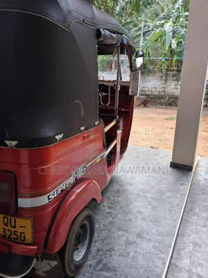 Bajaj 4 stroke 2009 Three Wheel (Used)