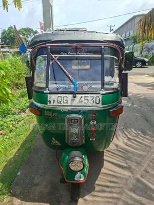 Bajaj RE 2 Stroke 2006 Three Wheel (Used)