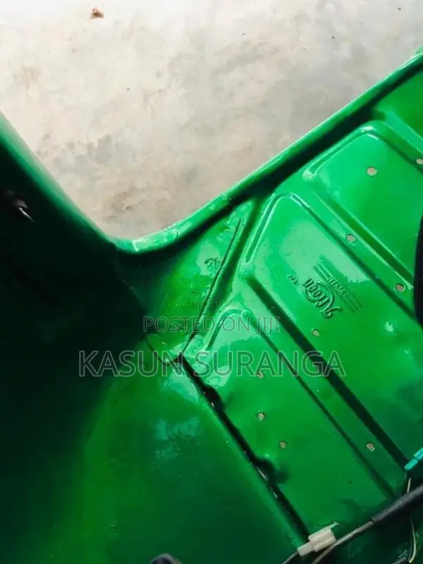 Bajaj RE 2 Stroke 1999 Three Wheel (Used)