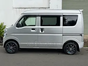 Suzuki DA17 2018 Van (Used)