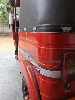 Bajaj 4 stroke 2009 Three Wheel (Used)